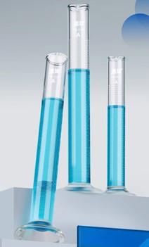 Glass graduated cylinder